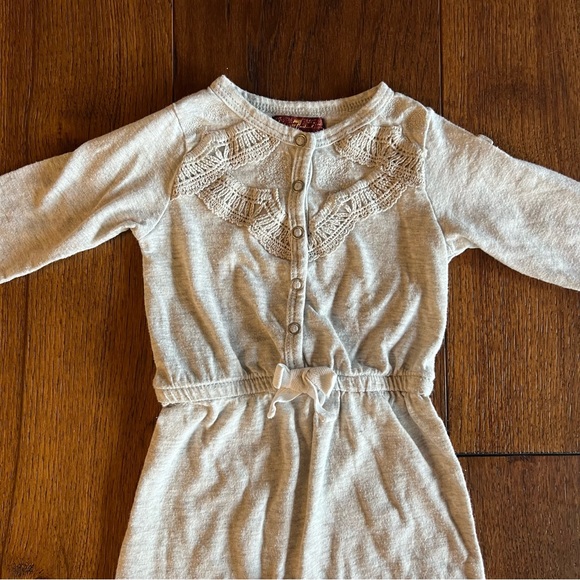 7 For All Mankind Romper 3-6 Month - Picture 3 of 6